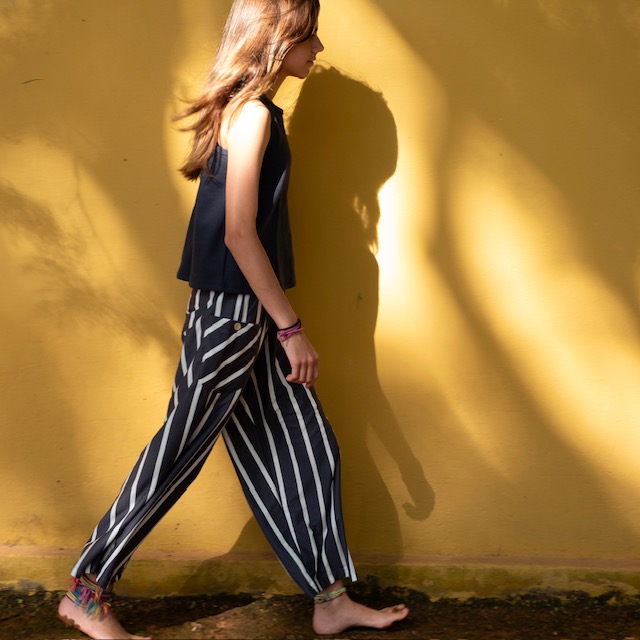 CALÇA SOLTINHA - Imagem 3